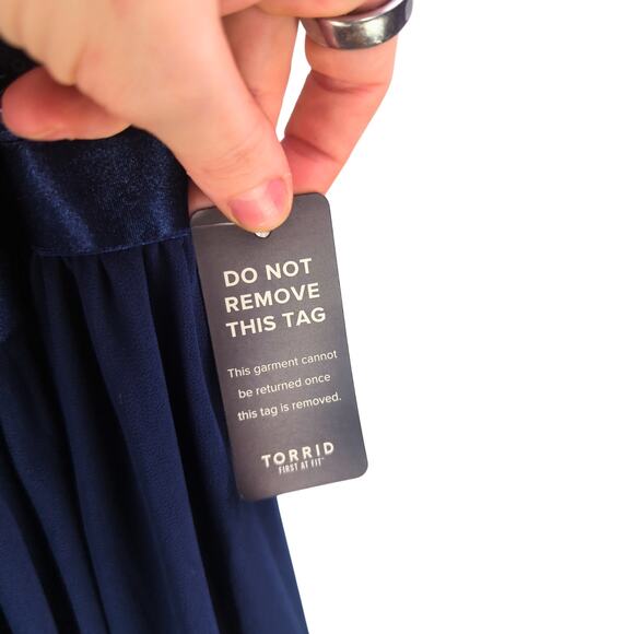 Torrid Plus Size 24 Sequin Lace Maxi Dress Navy Evening Gown NWT - Picture 10 of 12